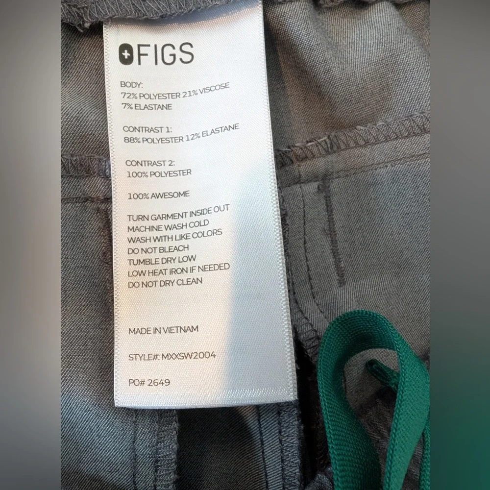 FIGS Men’s Tansen Jogger Scrub Pants Graphite Size Small